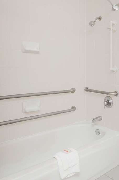 Hotel Days Inn by Wyndham Seguin TX photo 3