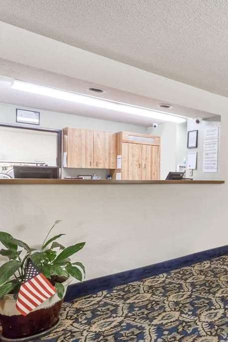 Hotel Super 8 by Wyndham Norwich photo 5