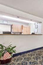 Hotel Super 8 by Wyndham Norwich photo 5