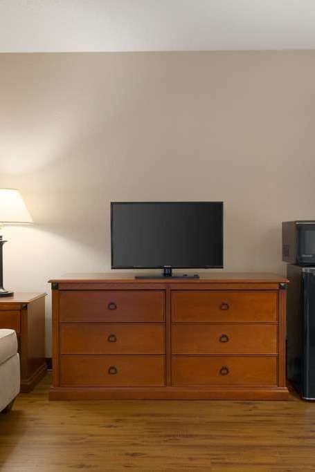 Hotel Super 8 by Wyndham Ithaca photo 3