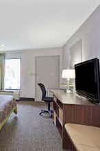 Hotel Super 8 by Wyndham Gainesville photo 5