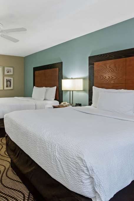 Hotel La Quinta Inn Ste Santa Rosa photo 5