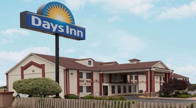 Days Inn by Wyndham Shawnee