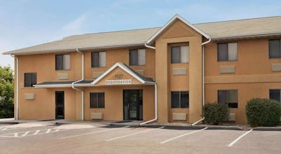 Travelodge by Wyndham Marysville