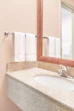 Hotel Baymont Inn Suites Springfield photo 5