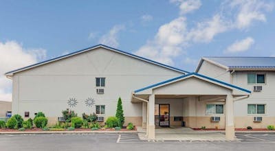 Super 8 by Wyndham Indianapolis/Emerson Ave