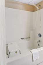 Hotel Super 8 by Wyndham Indianapolis/Emerson Ave photo 5