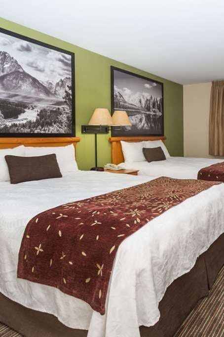 Hotel Super 8 by Wyndham Wheatland Wyoming photo 1