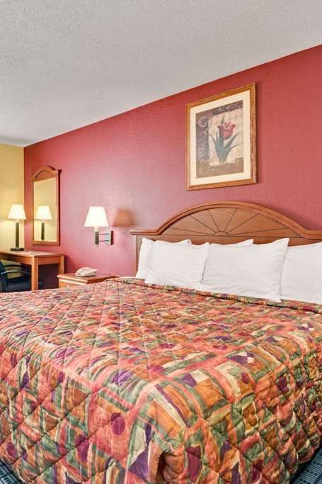 Hotel Days Inn Torrington photo 1