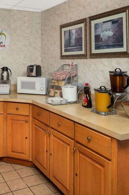 Hotel Super 8 Burlington NC photo 4