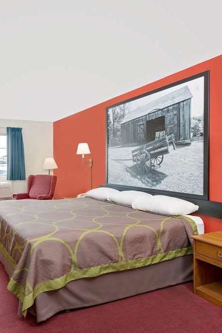 Hotel Super 8 by Wyndham Mound City photo 1