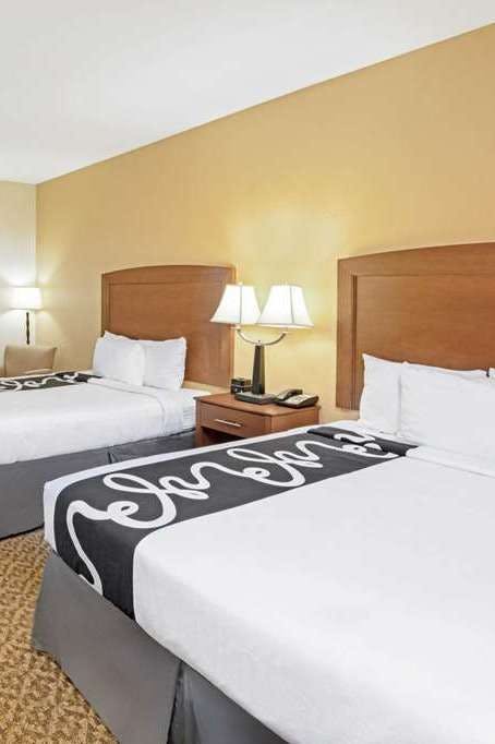 Hotel La Quinta Inn & Suites by Wyndham Lawton / Fort Sill photo 2