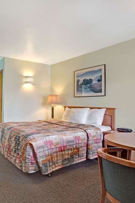 Hotel Travelodge by Wyndham Seattle North of Downtown photo 2