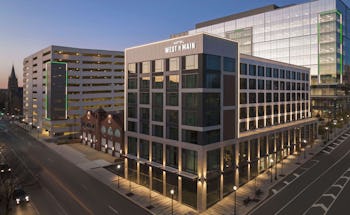 Hotel West & Main Conshohocken Philadelphia, Tapestry by Hilton