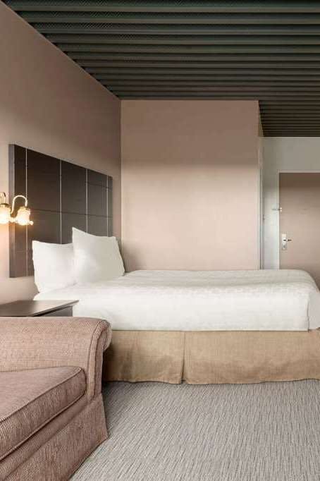 Hotel Travelodge BaieCome photo 2
