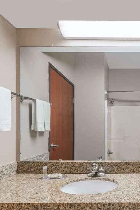 Hotel Super 8 by Wyndham Fort Worth North photo 5