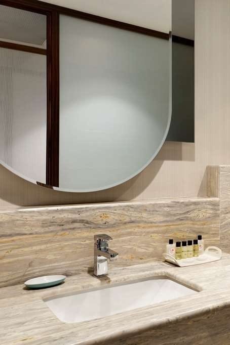 Hotel Ramada by Wyndham Gemlik photo 4