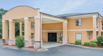 Days Inn by Wyndham Blythewood North Columbia