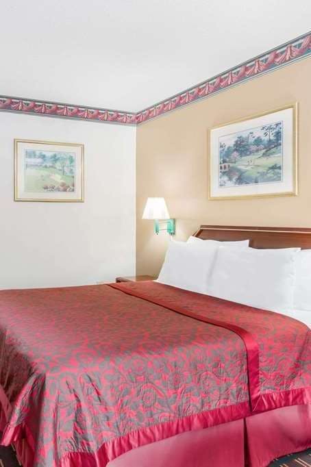 Hotel Days Inn by Wyndham Blythewood North Columbia photo 1