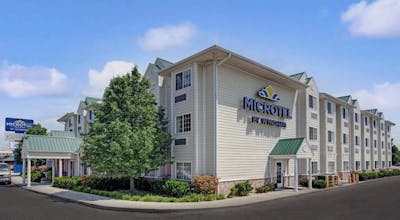 Microtel Inn & Suites by Wyndham Indianapolis Airport