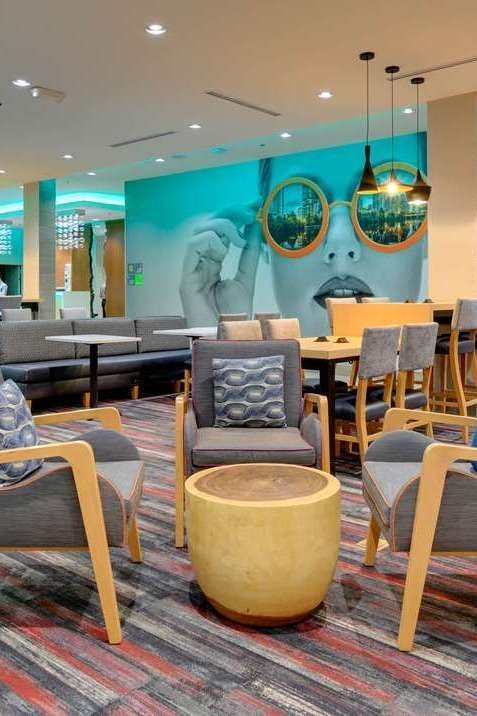 Hotel La Quinta Inn Suites Lakeway photo 4