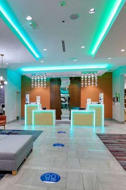 Hotel La Quinta Inn Suites Lakeway photo 5