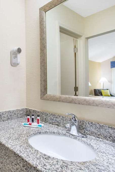 Hotel Days Inn Lake City photo 4