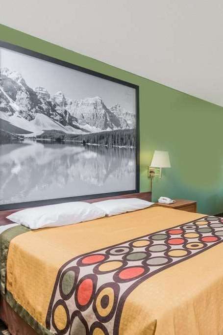 Hotel Super 8 Coshocton Roscoe Vil photo 2