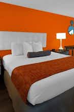 Hotel Howard Johnson by Wyndham Waukegan Great Lakes photo 1