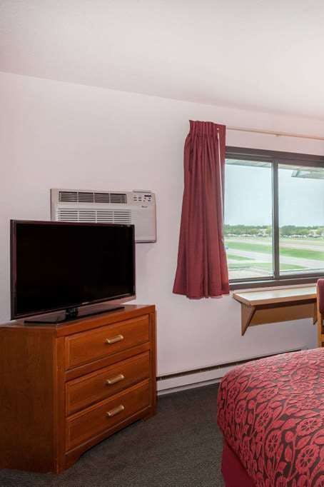 Hotel Days Inn by Wyndham Mason City photo 3