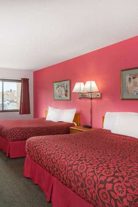 Hotel Days Inn by Wyndham Mason City photo 2