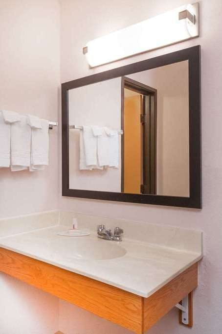 Hotel Days Inn by Wyndham Mason City photo 4