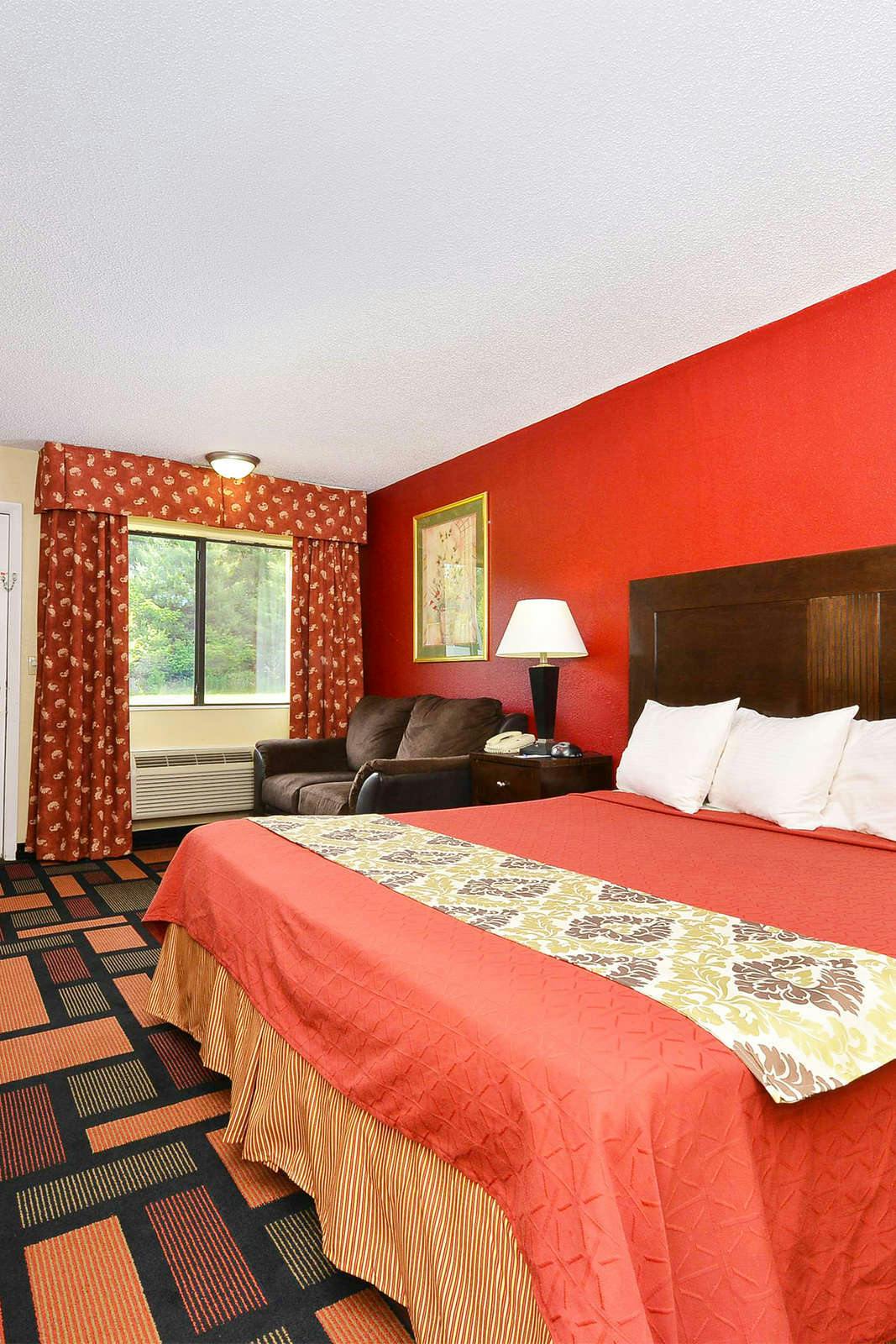 Hotel Americas Best Value Inn Canton, NC photo 2