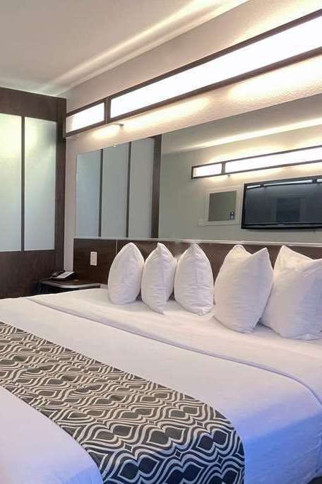 Hotel Microtel Michigan City photo 1