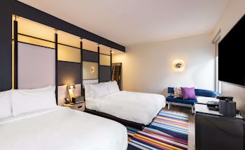 Aloft Savannah Downtown Historic District