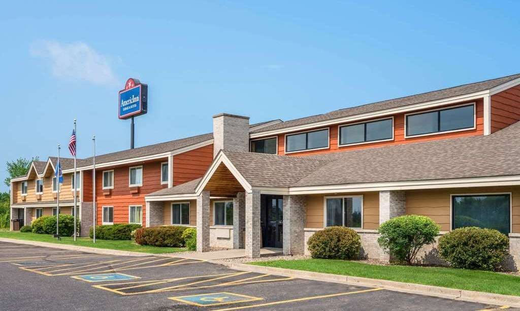 AmericInn by Wyndham Little Falls