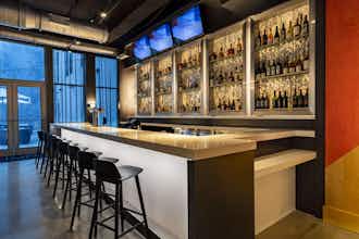 Hotel Aloft Savannah Downtown Historic District photo 3