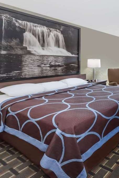 Hotel Super 8 Logansport photo 1