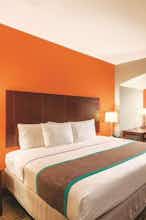 Hotel La Quinta Inn Ste IAH E photo 2