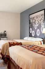 Hotel Super 8 Holton photo 2