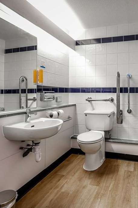 Hotel Days Inn Warwick North M40 photo 5