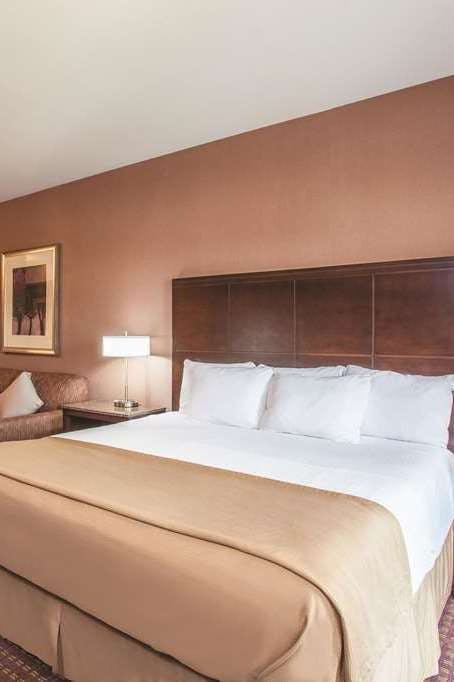 Hotel La Quinta Inn & Suites Paso Robles photo 1