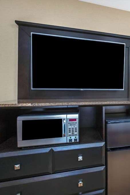 Hotel La Quinta Inn & Suites Paso Robles photo 5