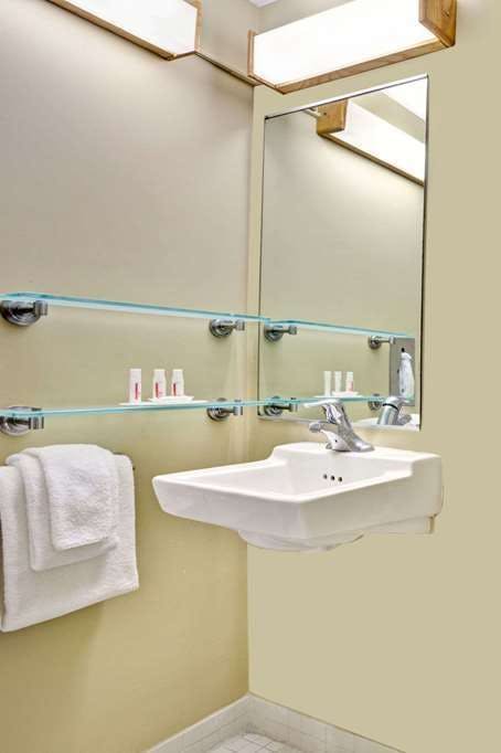 Hotel Travelodge by Wyndham Presidio San Francisco photo 4