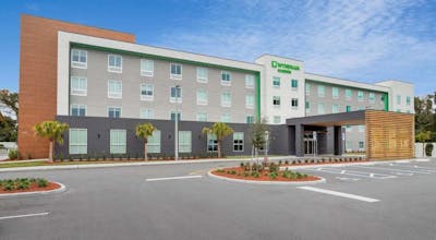 Wyndham Garden Orlando Airport