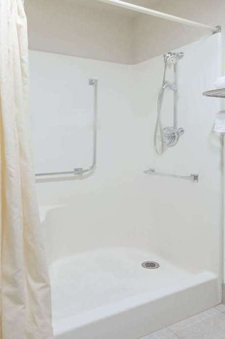 Hotel Super 8 by Wyndham Staunton photo 4