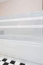 Hotel Super 8 by Wyndham Knoxville photo 4