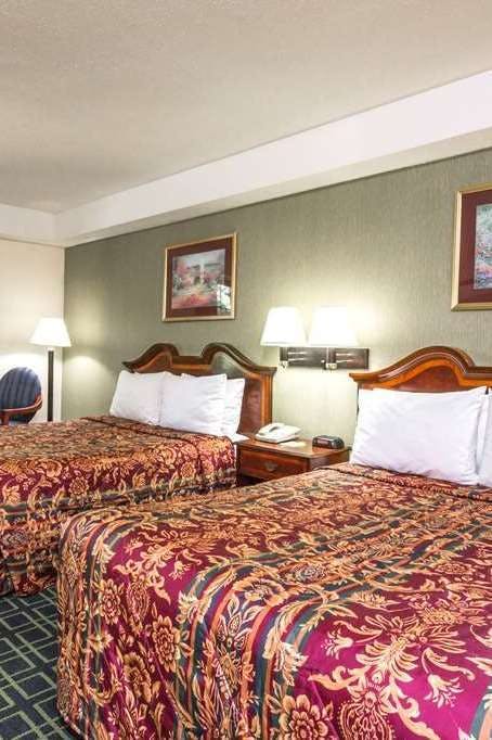 Hotel Days Inn Dumfries Quantico photo 1