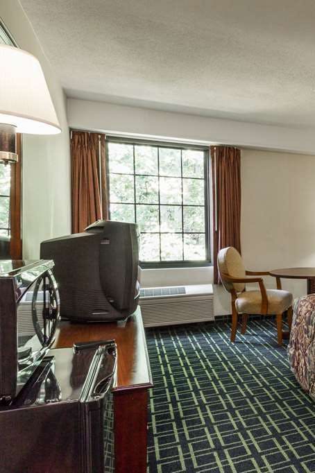 Hotel Days Inn Dumfries Quantico photo 4