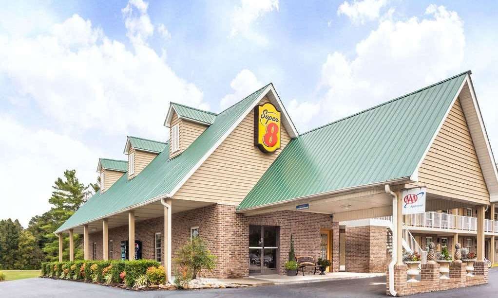 Super 8 by Wyndham Kingston